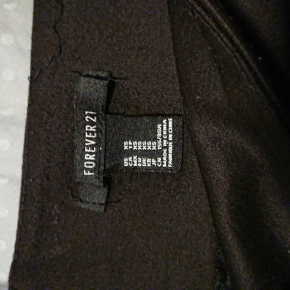 Skater Skirt - Picture 3 of 3